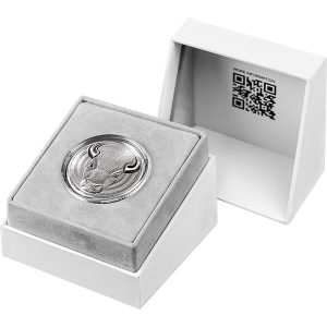 BW_Bull_box2_600х600